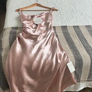 Elegant Pink Midi Dress